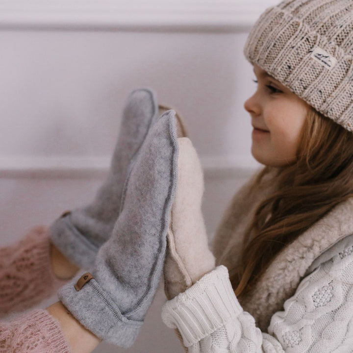 1 - 3 yrs Wool Mittens in Grey - 100% Wool - Bump & Milk